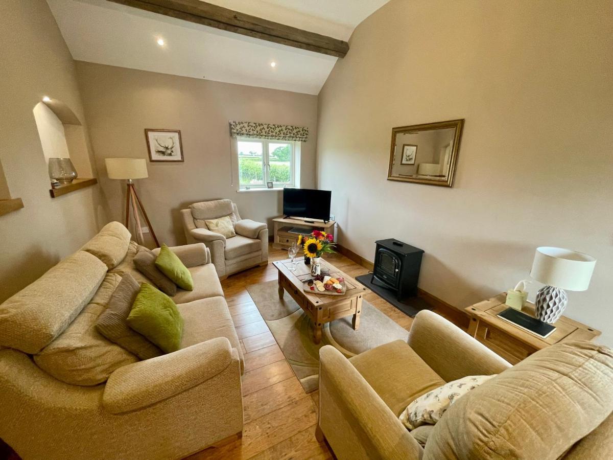 Fieldsview Villa Wrexham Luaran gambar