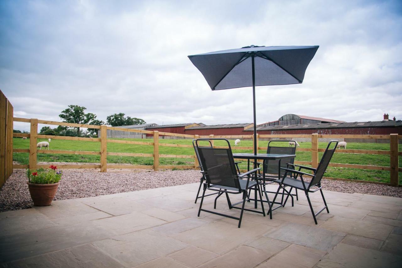Fieldsview Villa Wrexham Luaran gambar